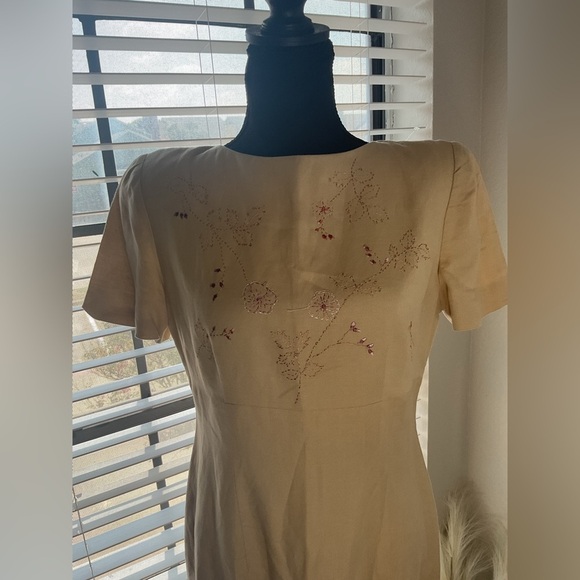 Chic Cream Midi Dress vintage Cynthia Howie - Picture 4 of 11